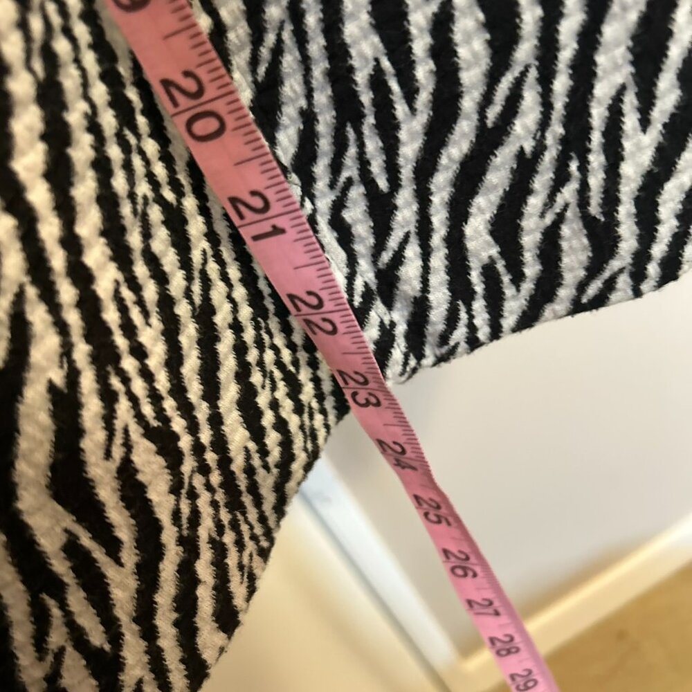 Animal Print Jacket - Picture 7 of 9